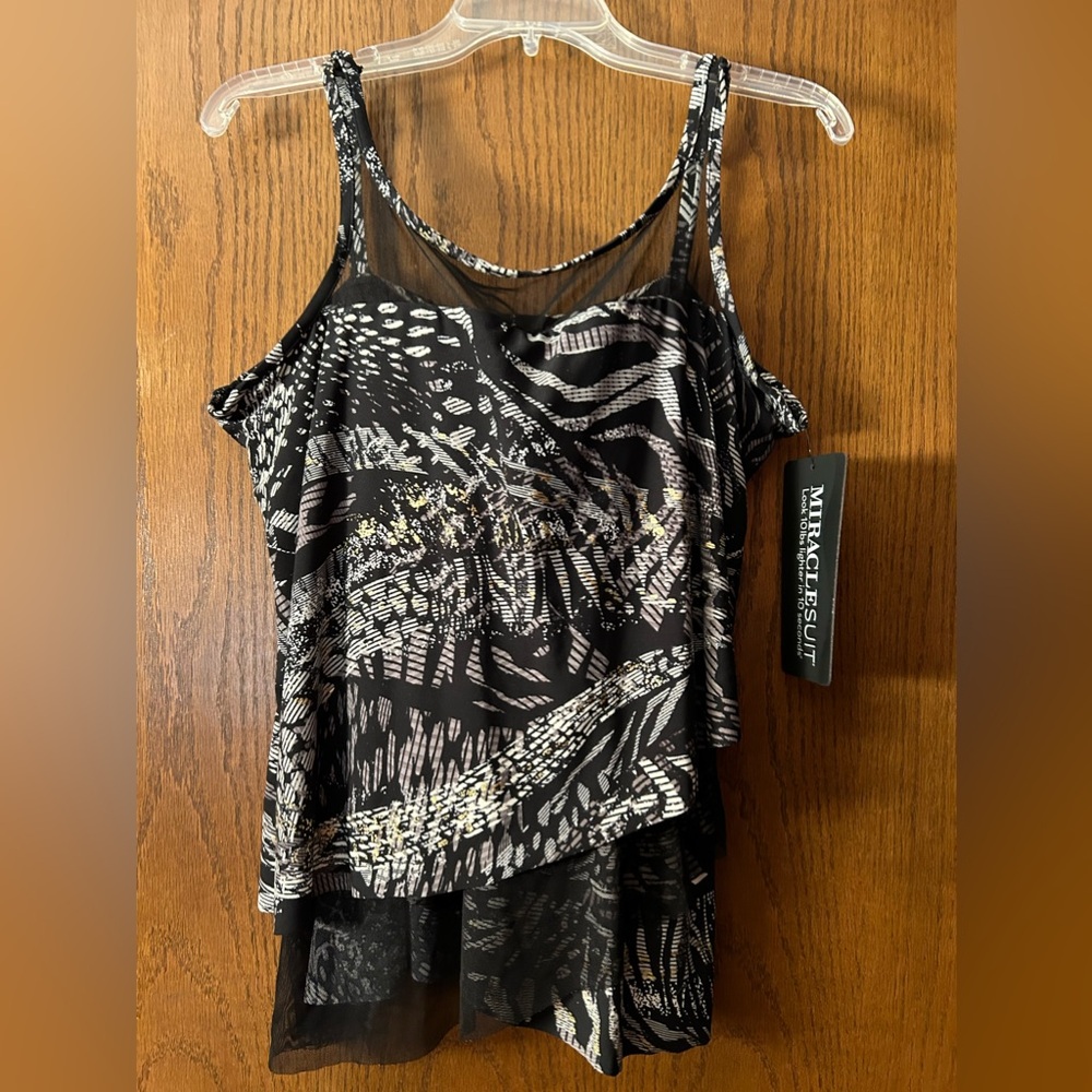 NWT Miraclesuit Lux Lynx Mirage Tankini Top Size 16